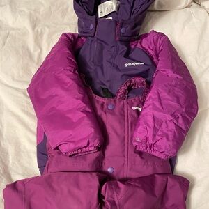 Patagonia girls matching jacket and snowpants size 2t